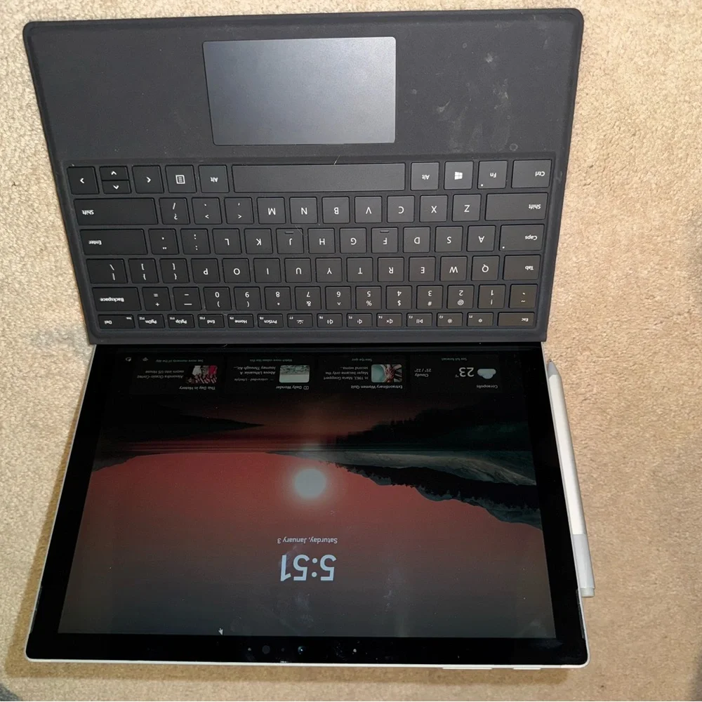 Microsoft Surface Pro 7 Silver with Charger and Pen